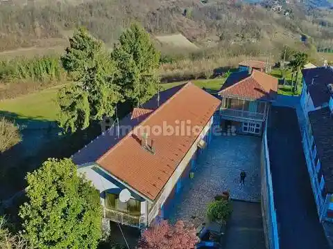 Villa in vendita a Vigliano d'Asti