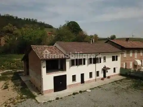 Rustico - Casale in vendita a Agliano Terme