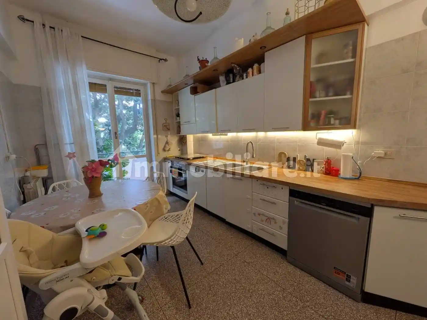 Appartamento in vendita a Genova