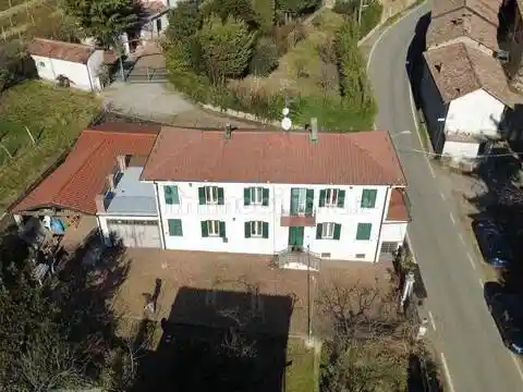 Rustico - Casale in vendita a Montegrosso d'Asti