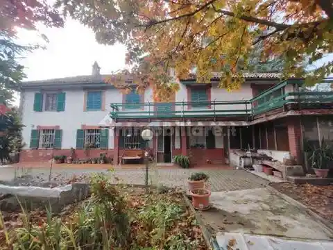 Villa in vendita a Asti