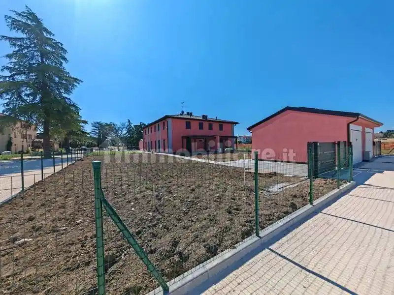 Villa in vendita a Castel San Pietro Terme