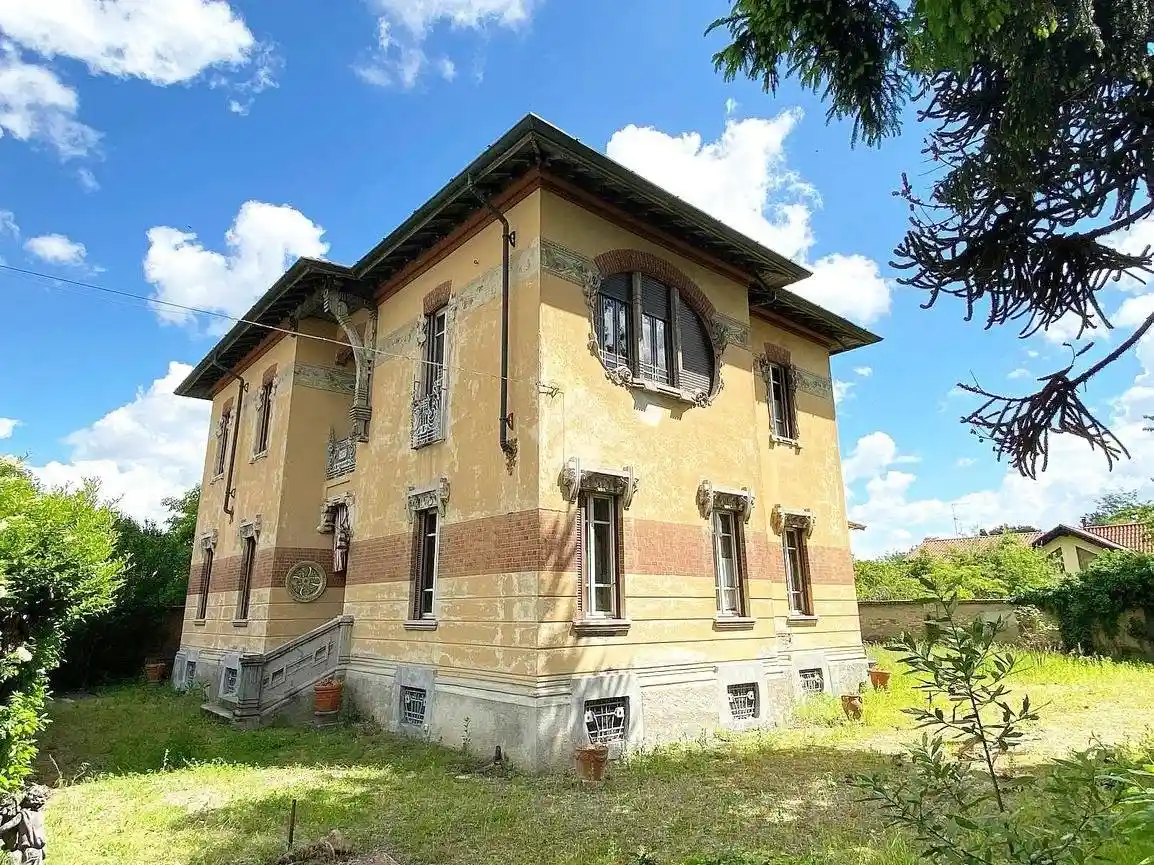 Villa in vendita a Samarate