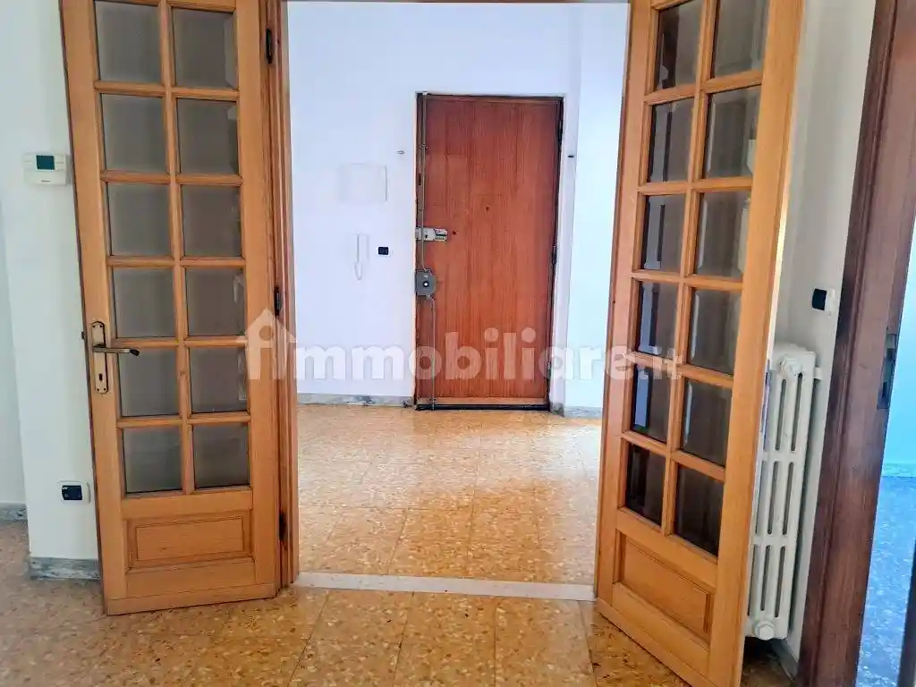 Appartamento in vendita a Sarzana
