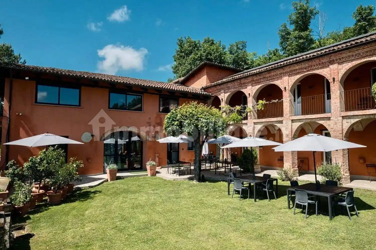 Rustico - Casale in vendita a Monastero Bormida