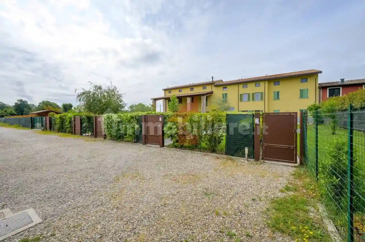 Villetta a schiera - foto 2