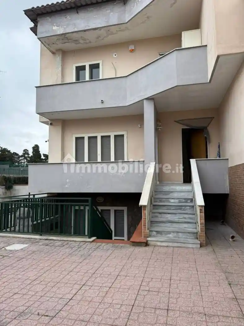 Villa in vendita a Giugliano in Campania