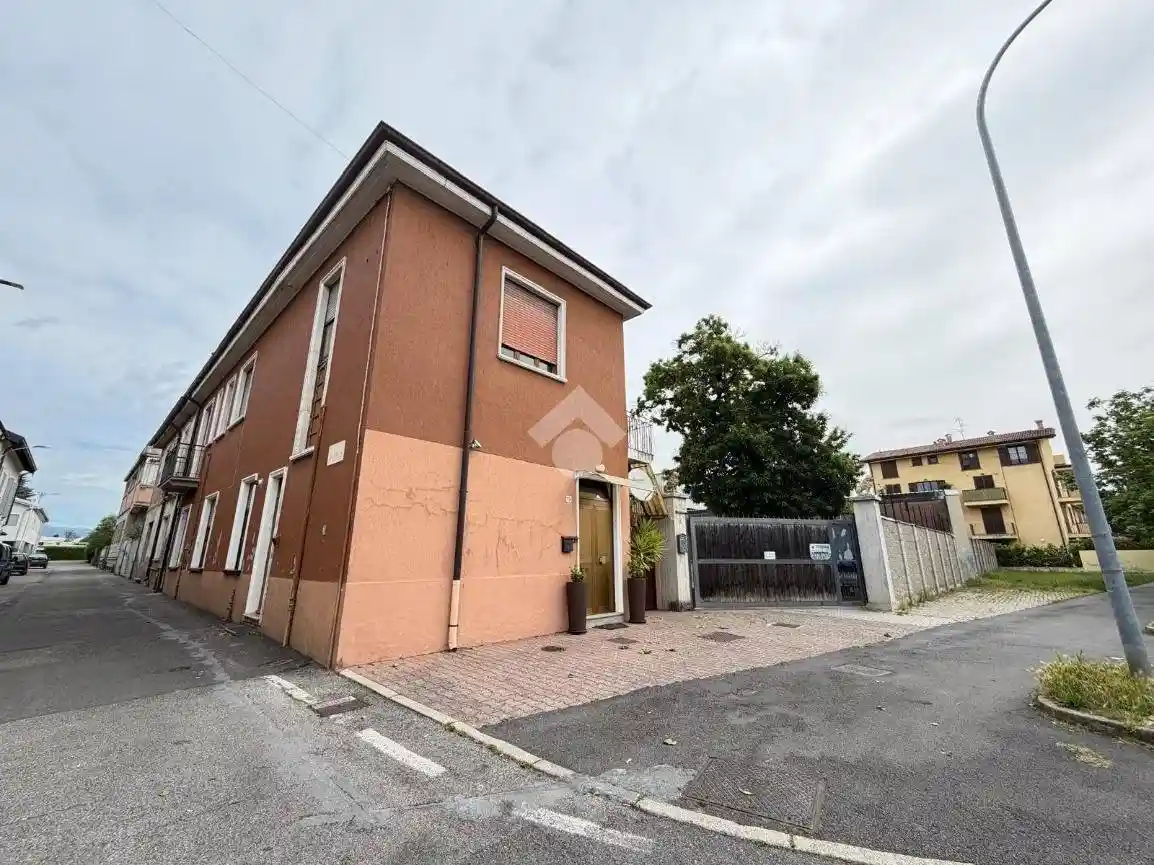 Villa in vendita a Seregno