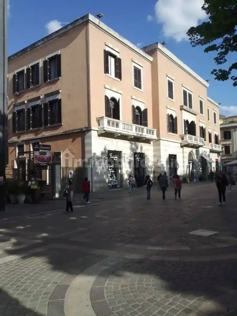 Appartamento in vendita a Cosenza