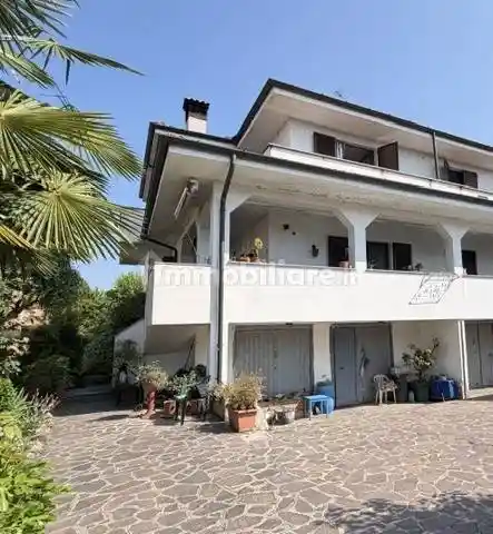 Villa in vendita a Vermezzo con Zelo