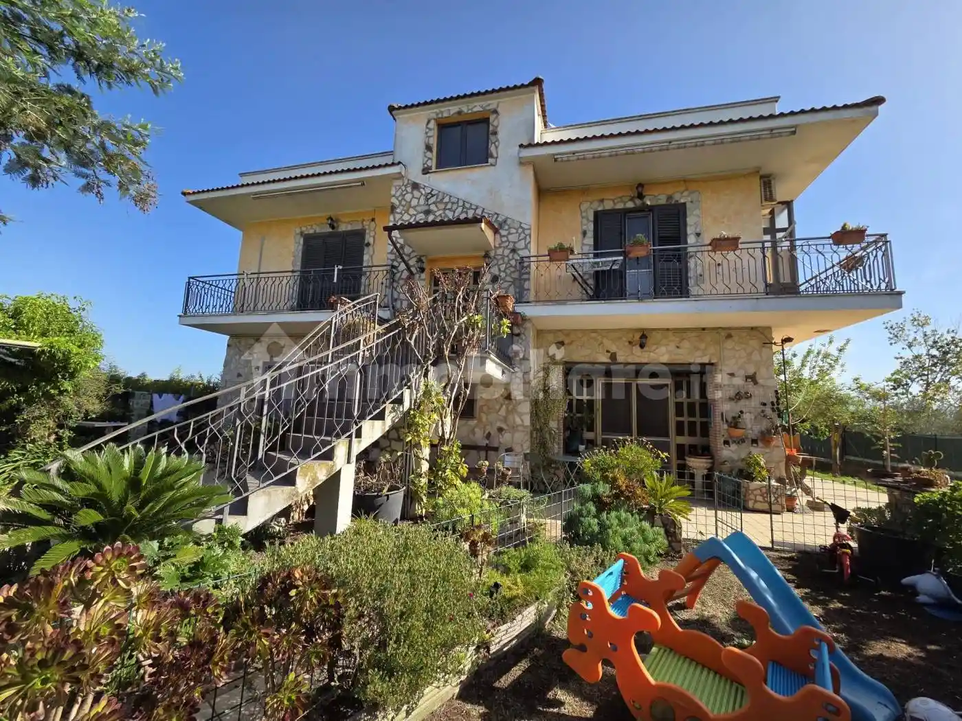Villa in vendita a Aprilia