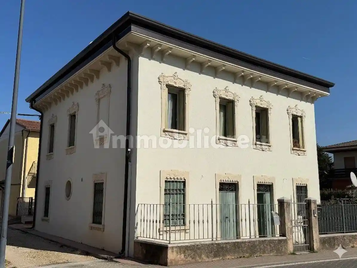 Appartamento in vendita a Sona