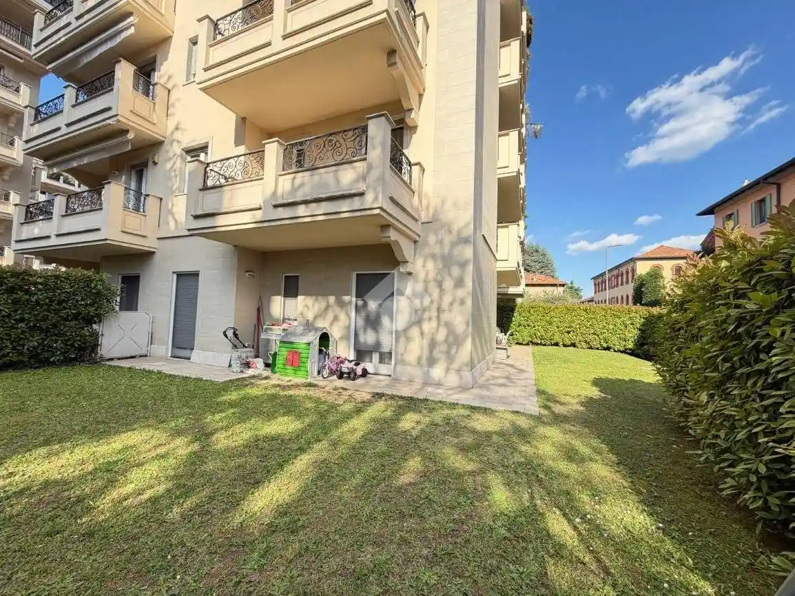 Appartamento in vendita a Seregno