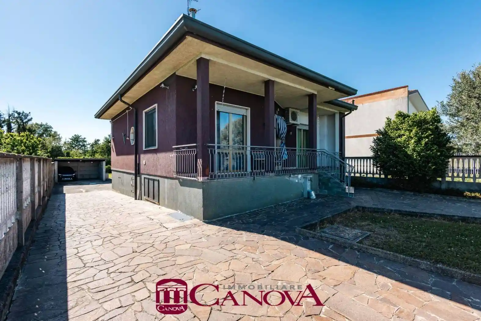 Villa in vendita a Rovello Porro