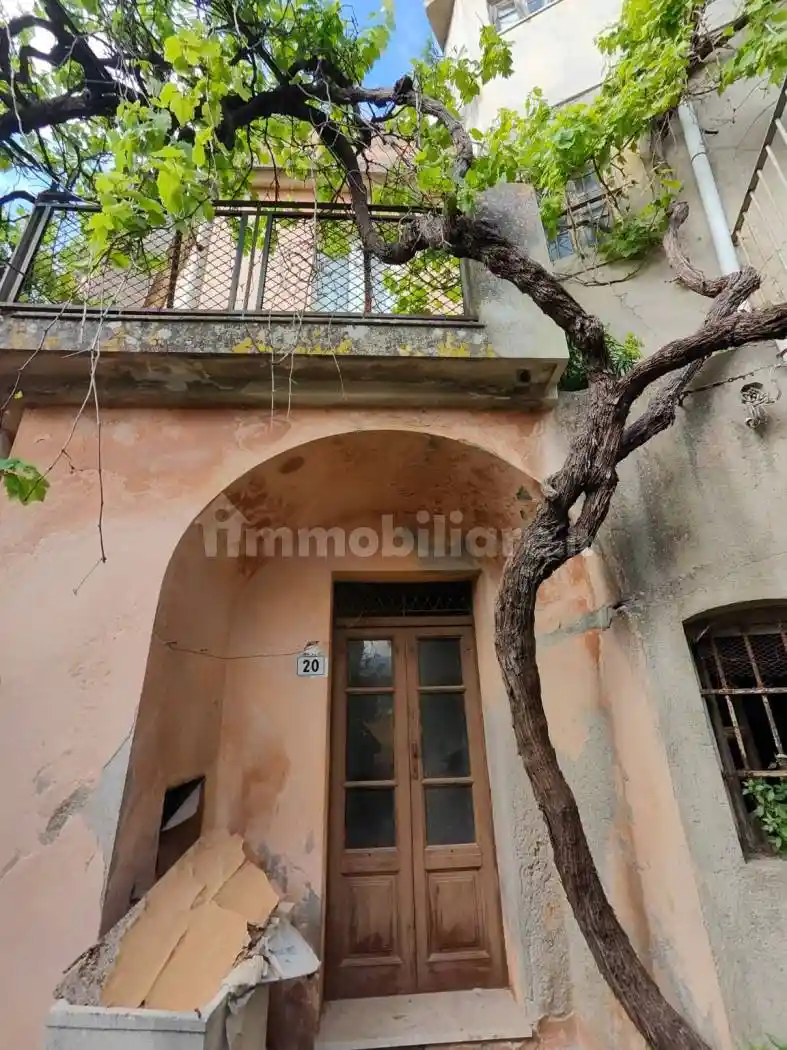 Casa indipendente in vendita a Monforte San Giorgio