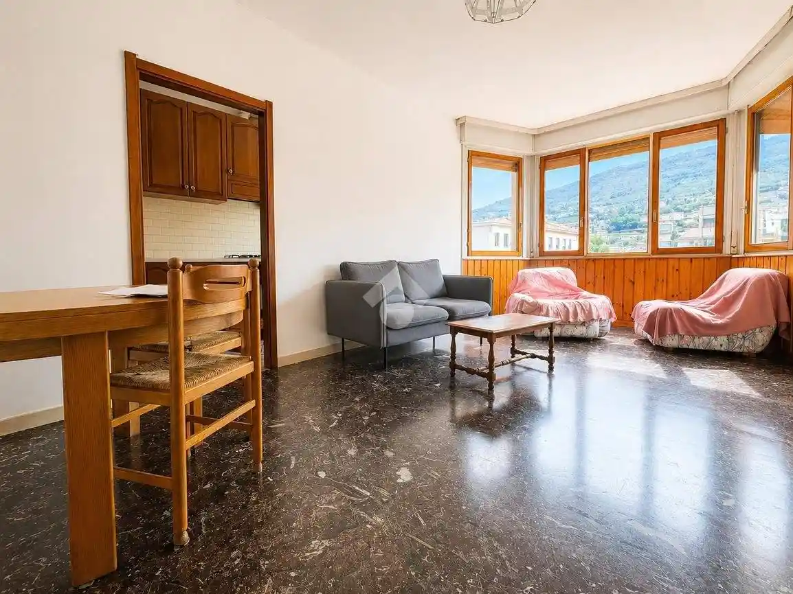Appartamento in vendita a Sondrio