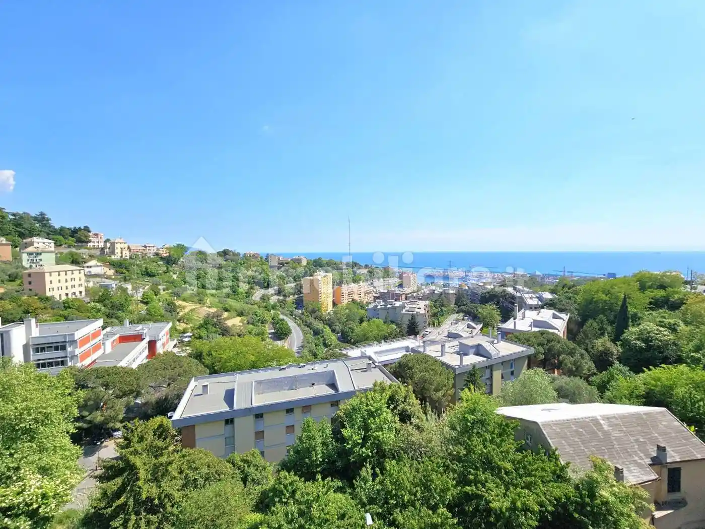 Appartamento in vendita a Genova