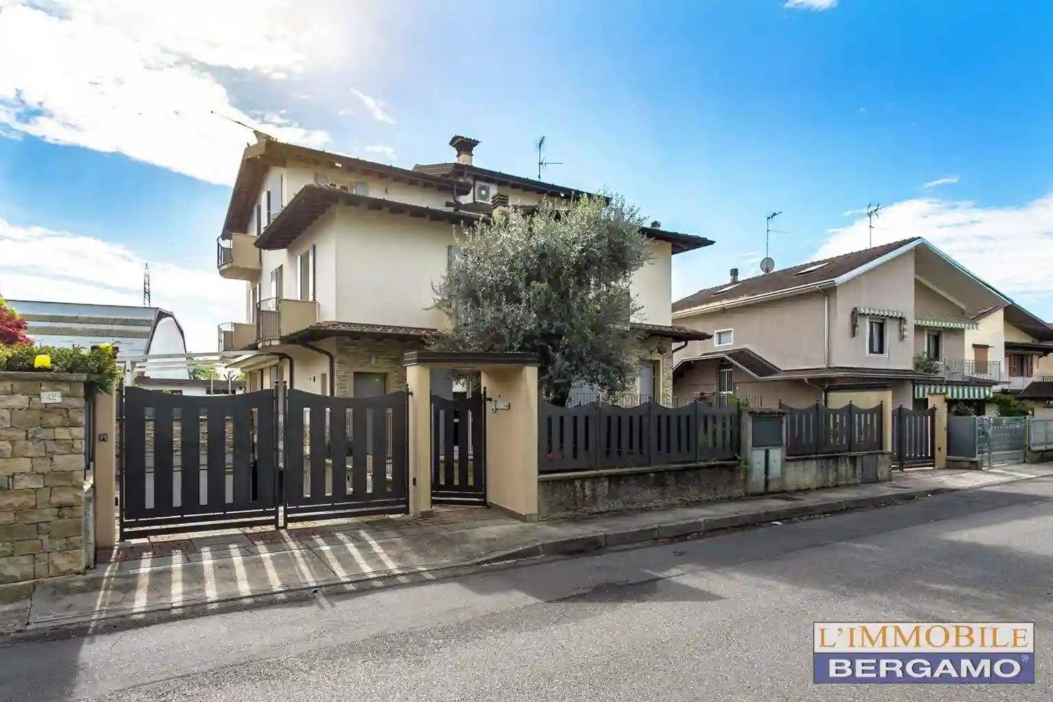 Villa - foto 2