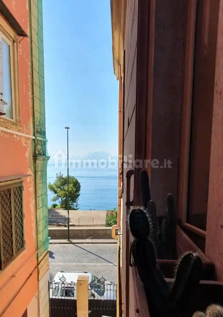 Appartamento in affitto a Napoli