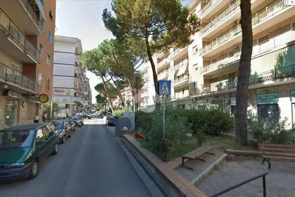 Appartamento in affitto a Napoli
