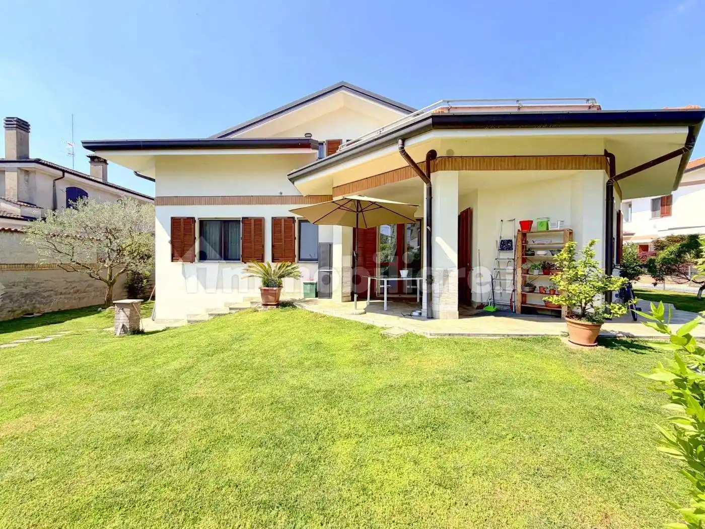 Villa in vendita a Inveruno