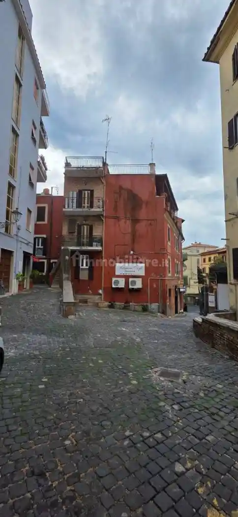 Appartamento in vendita a Albano Laziale
