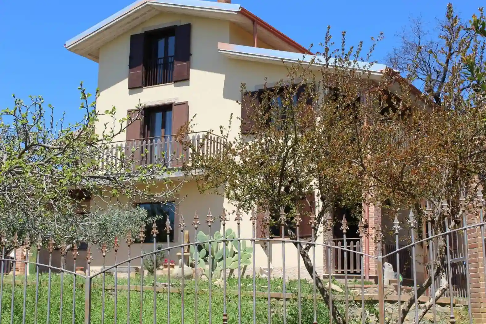 Villa - foto 2