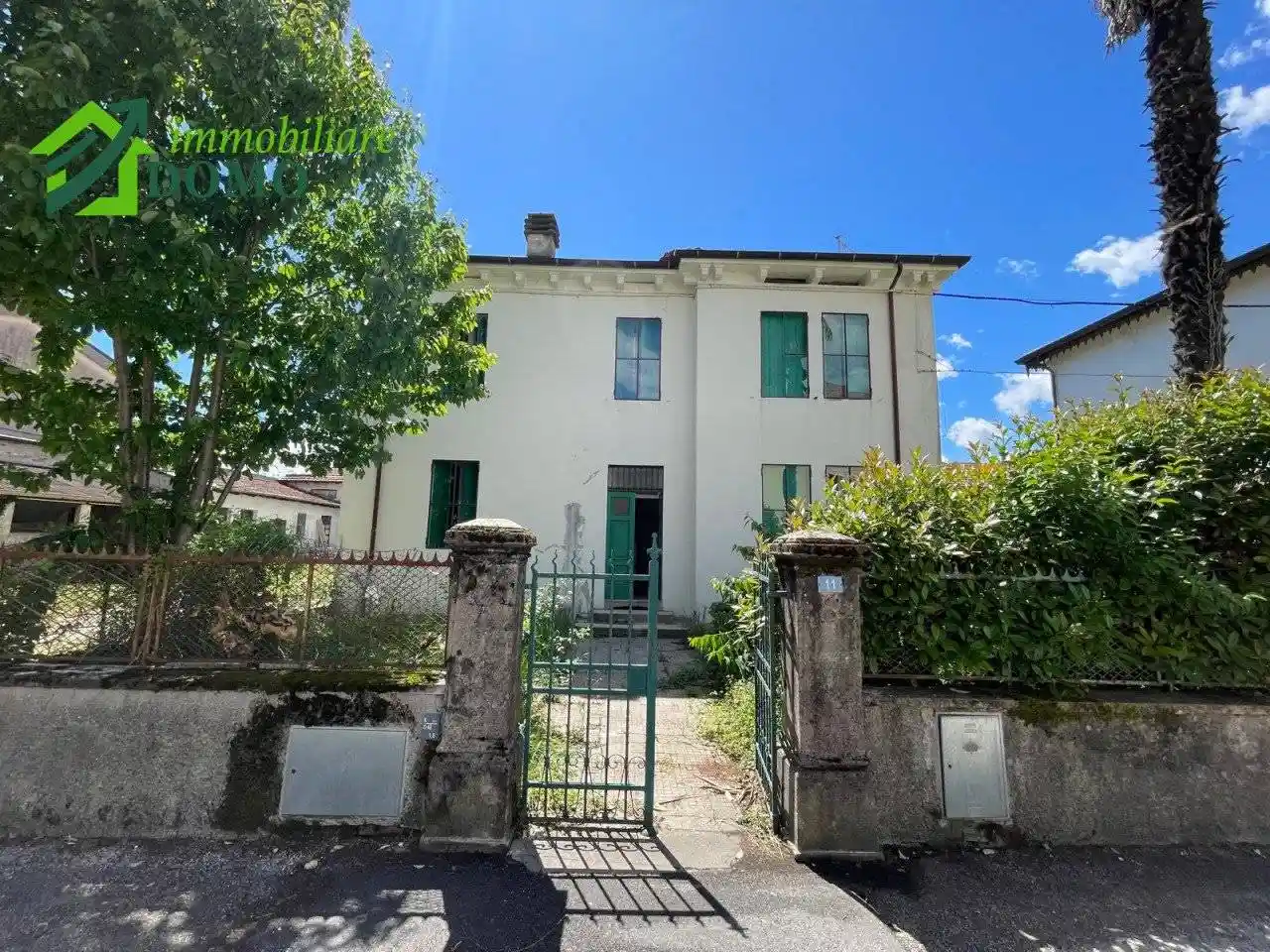 Casa indipendente in vendita a Schio