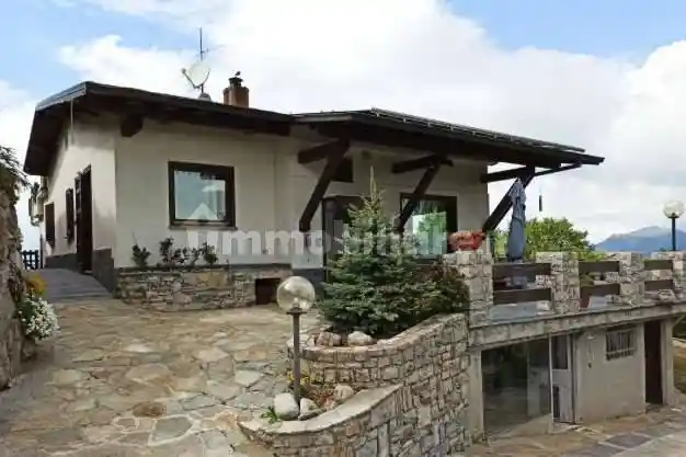 Appartamento in vendita a Alta Valle Intelvi