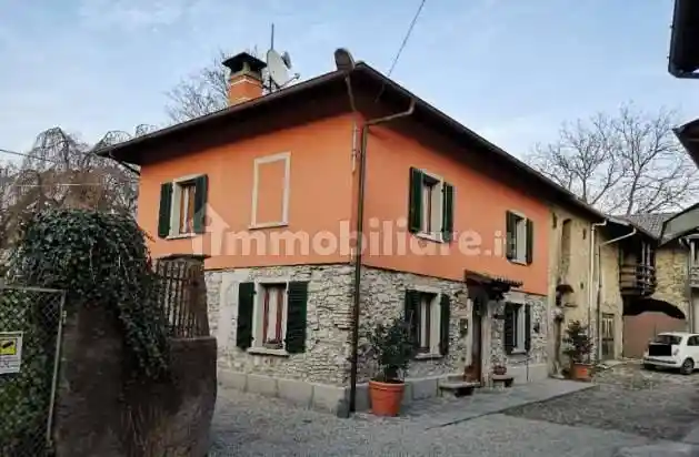 Appartamento in vendita a Alta Valle Intelvi