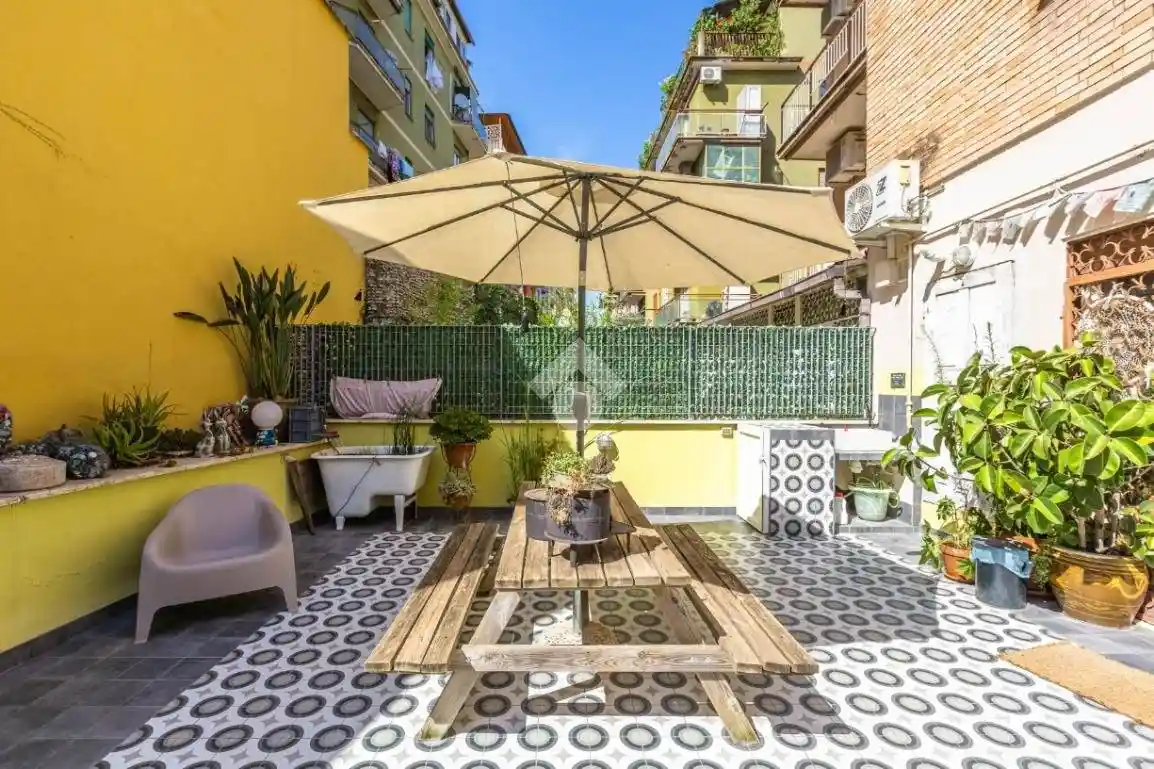 Appartamento in vendita a Roma