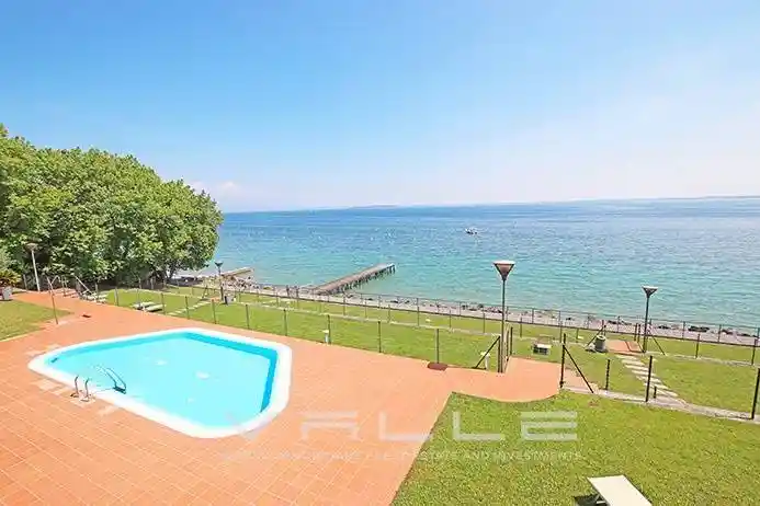 Appartamento in vendita a Padenghe sul Garda