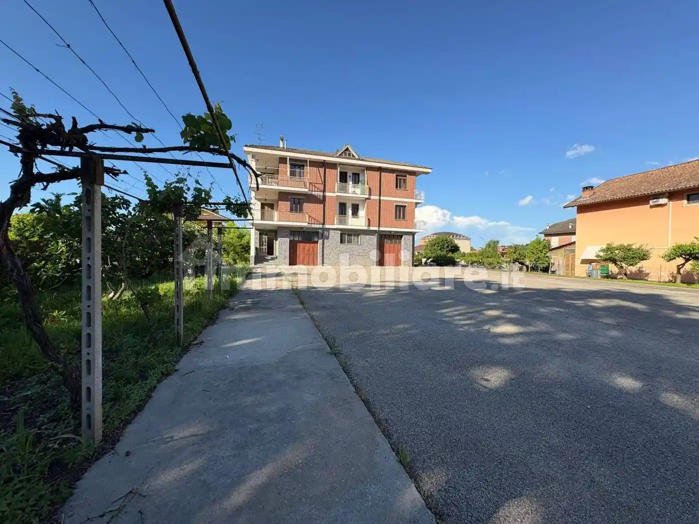 Rustico - Casale in vendita a Rocchetta Tanaro