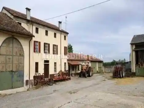 Appartamento in vendita a Curtatone