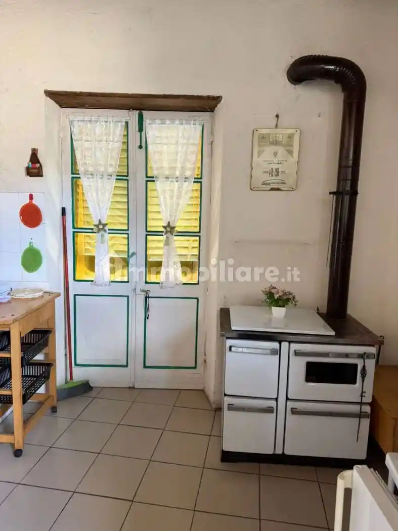 Rustico - Casale in vendita a Alto