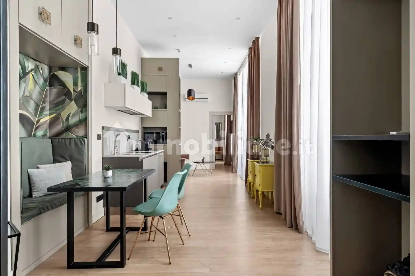 Appartamento in vendita a Napoli