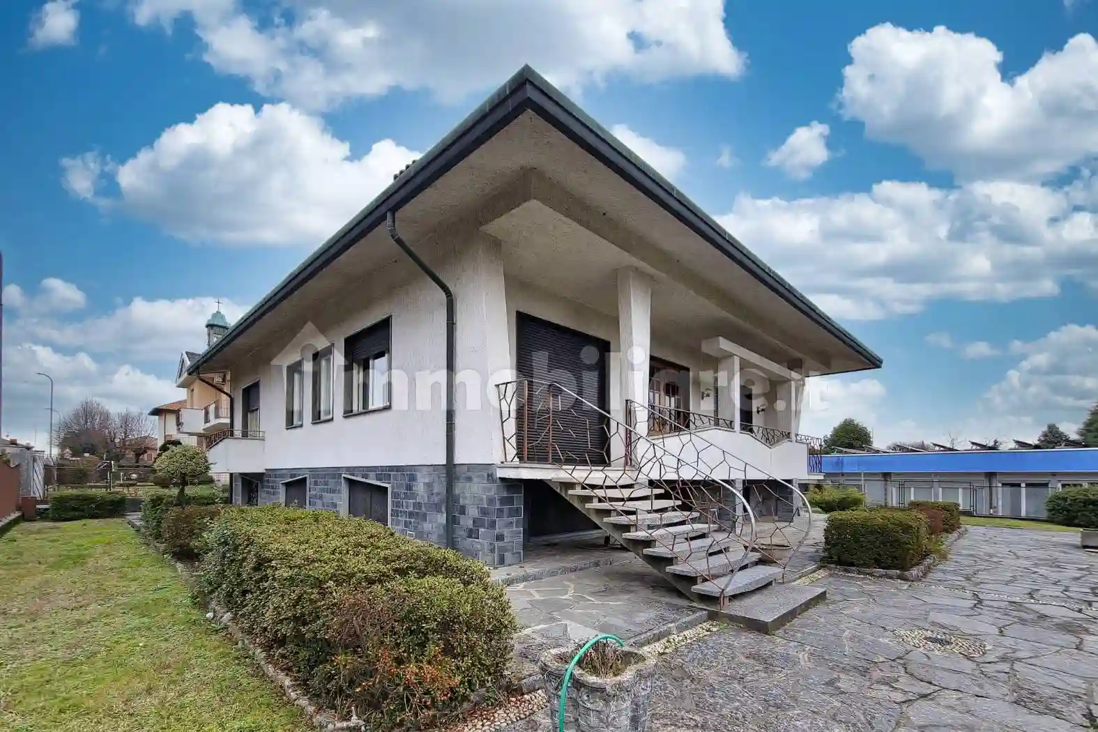 Villa - foto 2