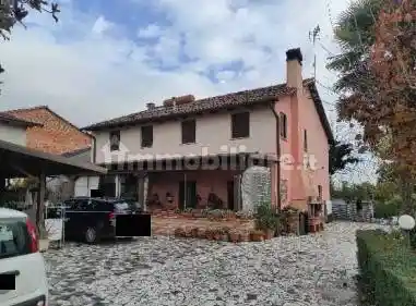Villa in vendita a Resana