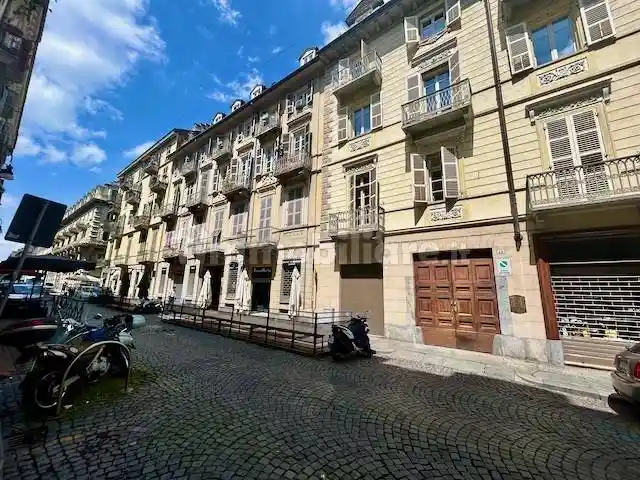 Appartamento in vendita a Torino