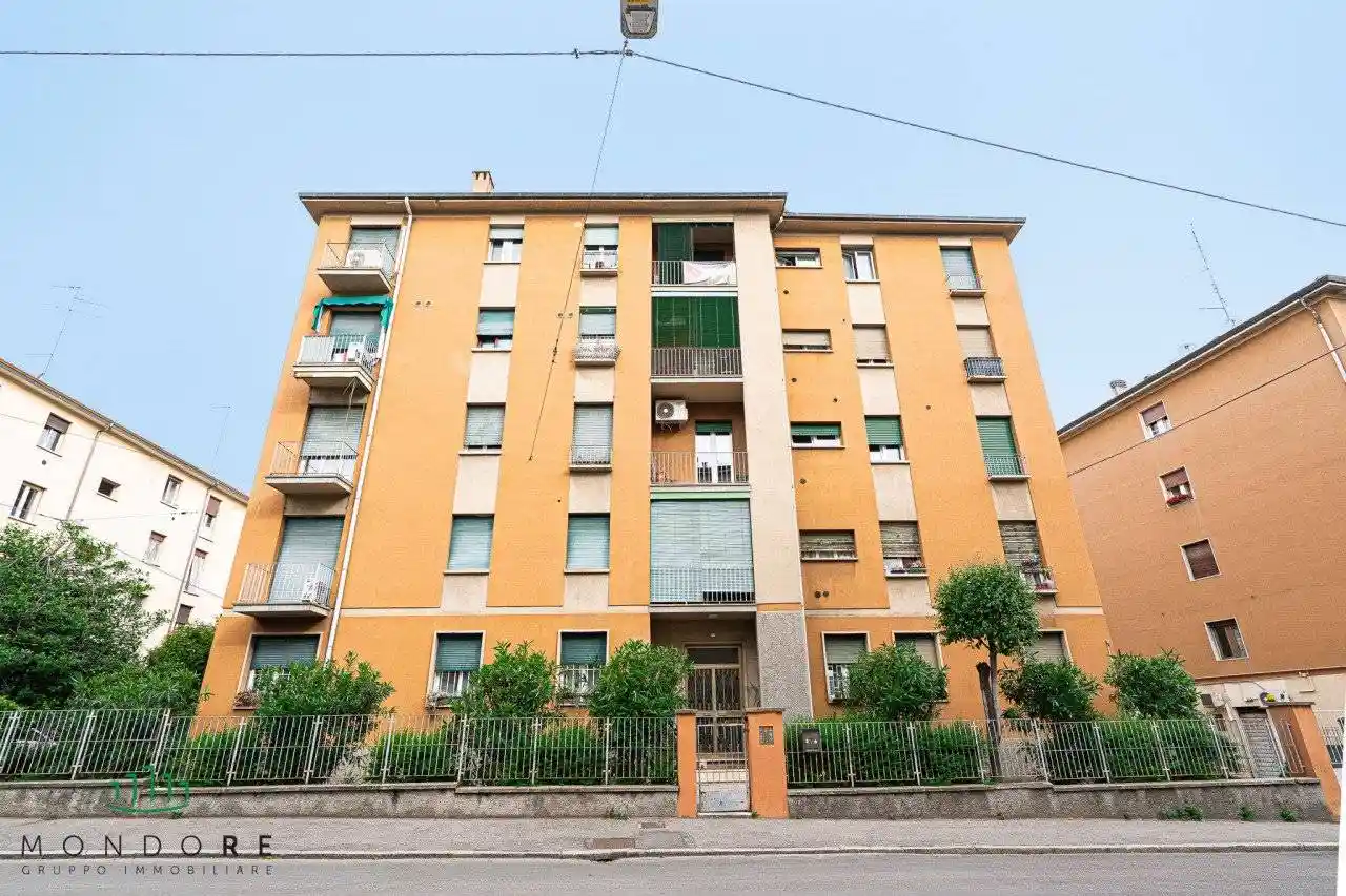 Appartamento in vendita a Bologna