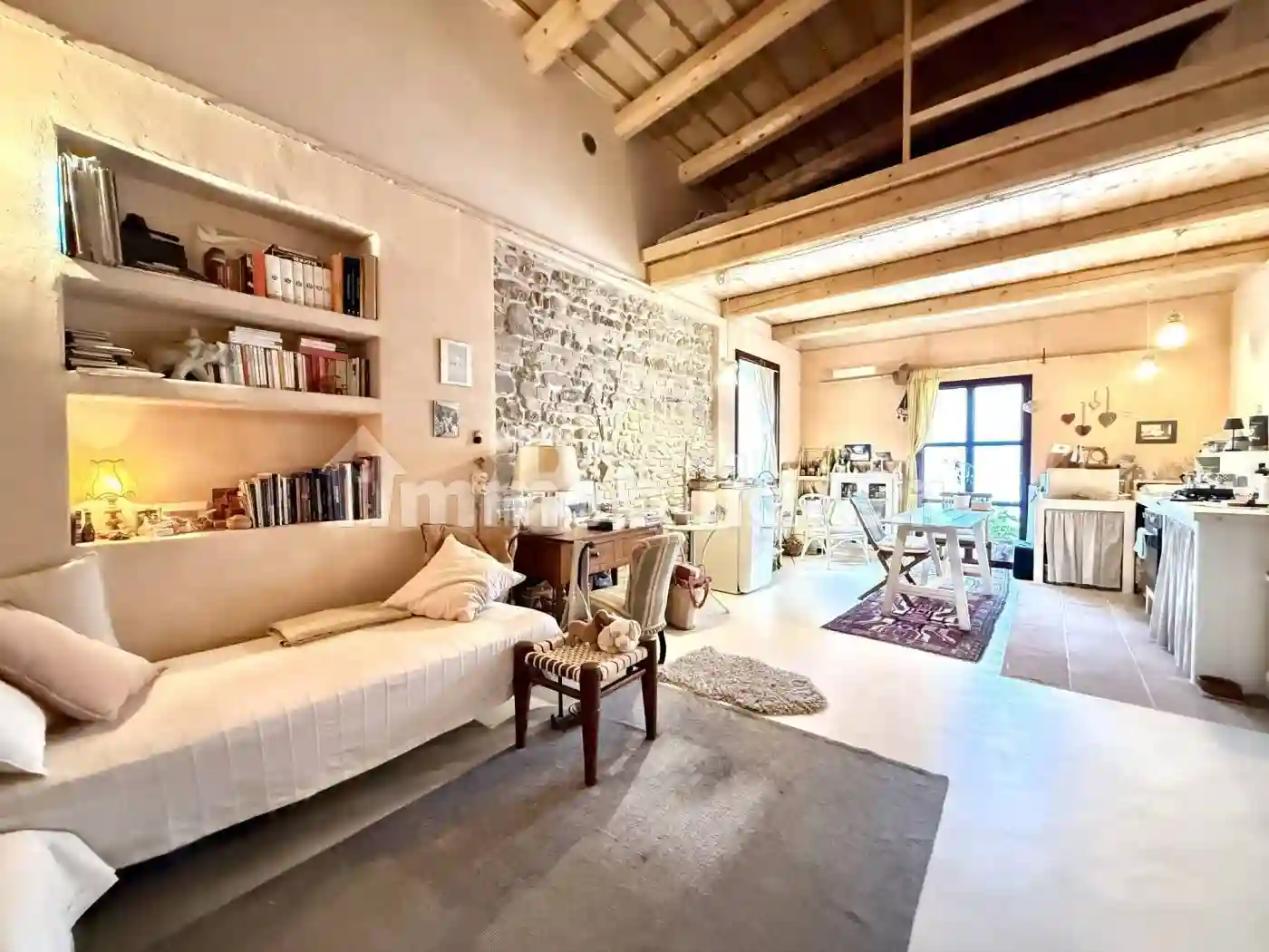 Loft - foto 4