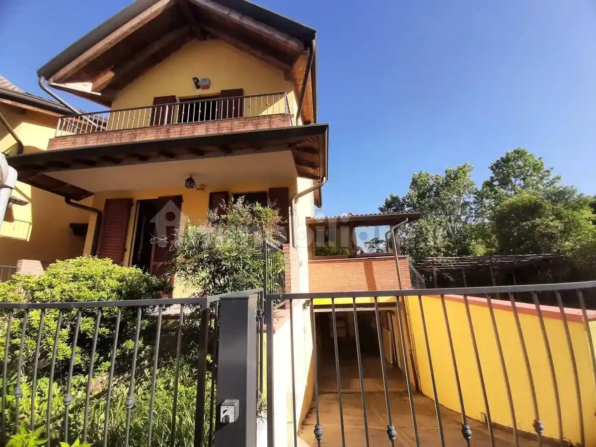 Villetta a schiera in vendita a Calvenzano