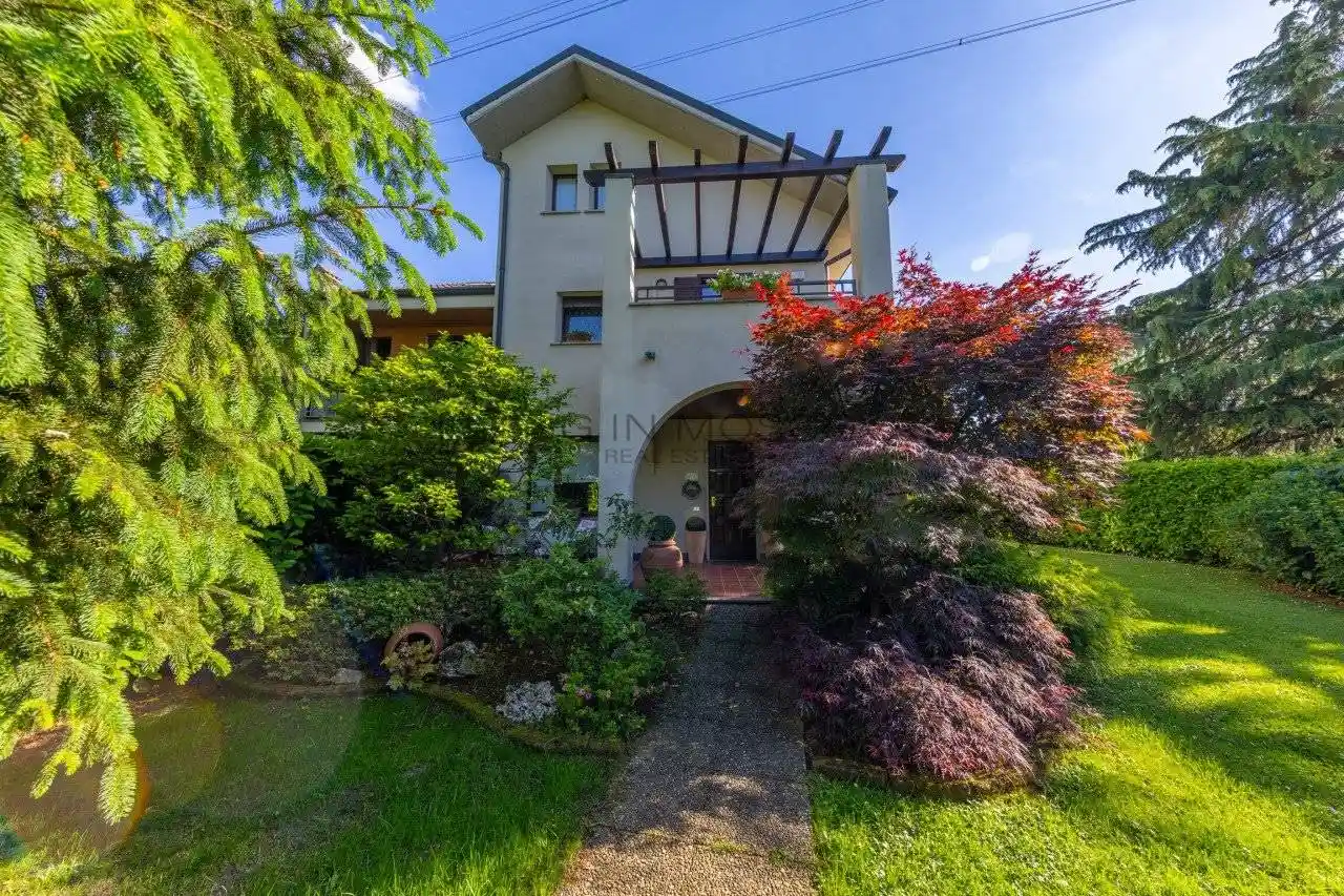 Villa in vendita a Arese