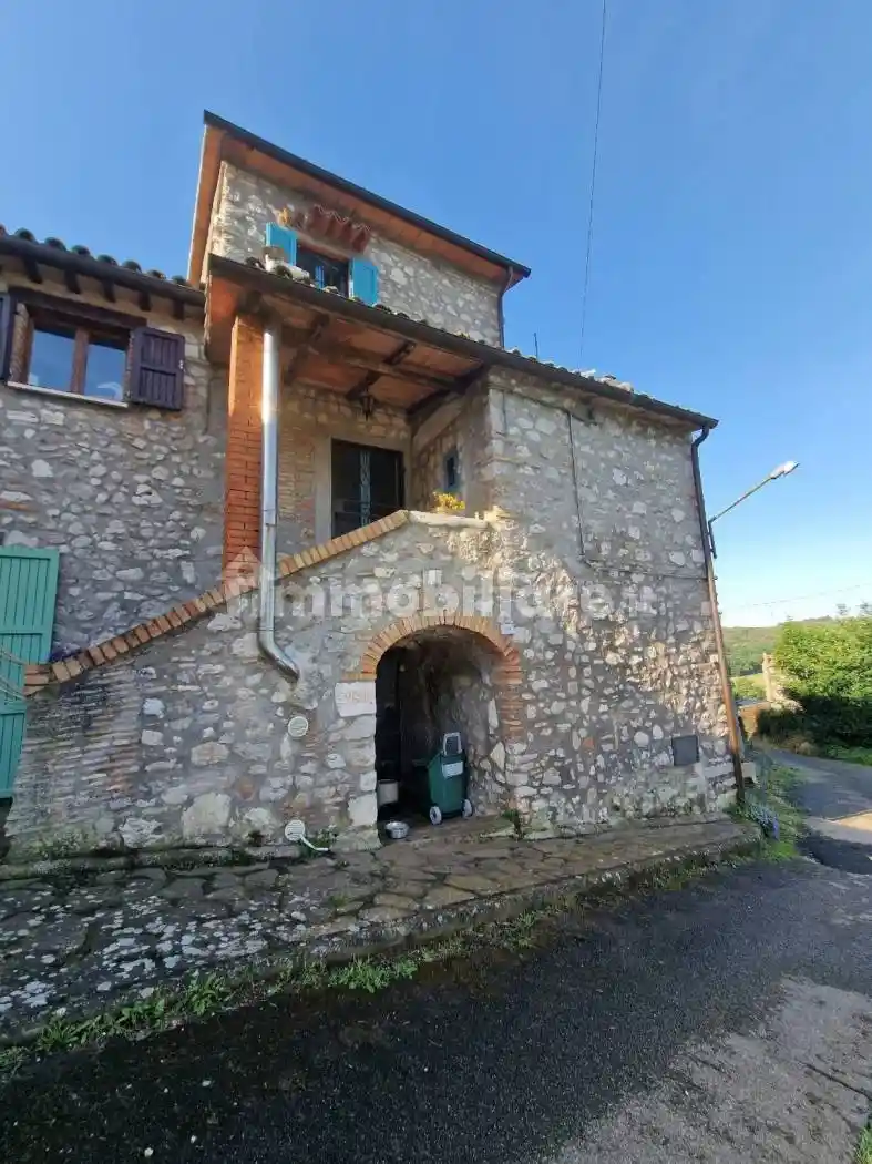 Villetta a schiera in vendita a Guardea