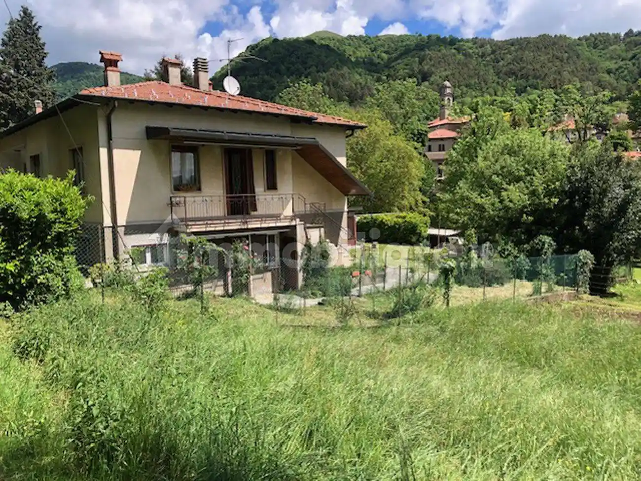 Villa in vendita a Varese