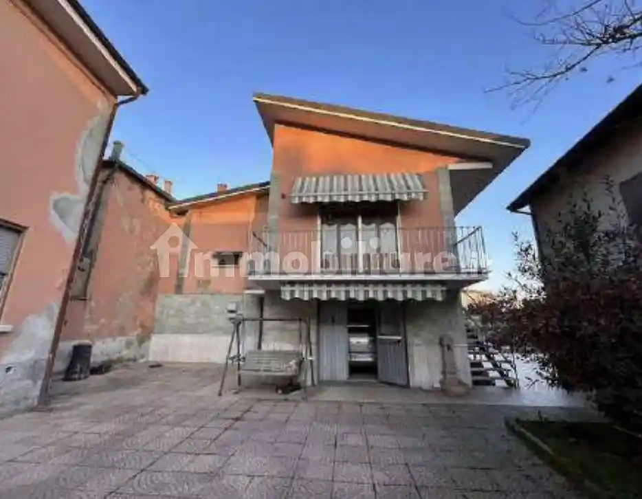 Casa indipendente in vendita a Senna Lodigiana