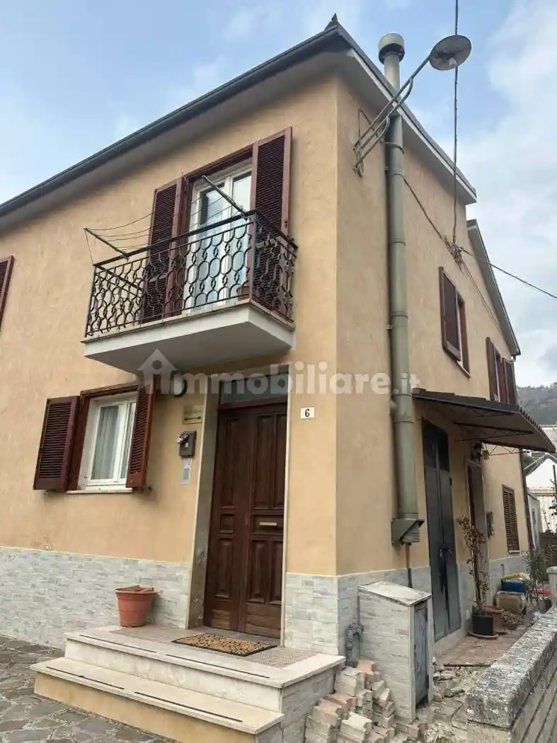 Appartamento in affitto a L'Aquila