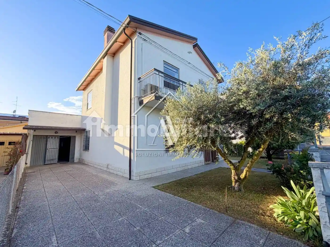 Villa in vendita a Alfonsine