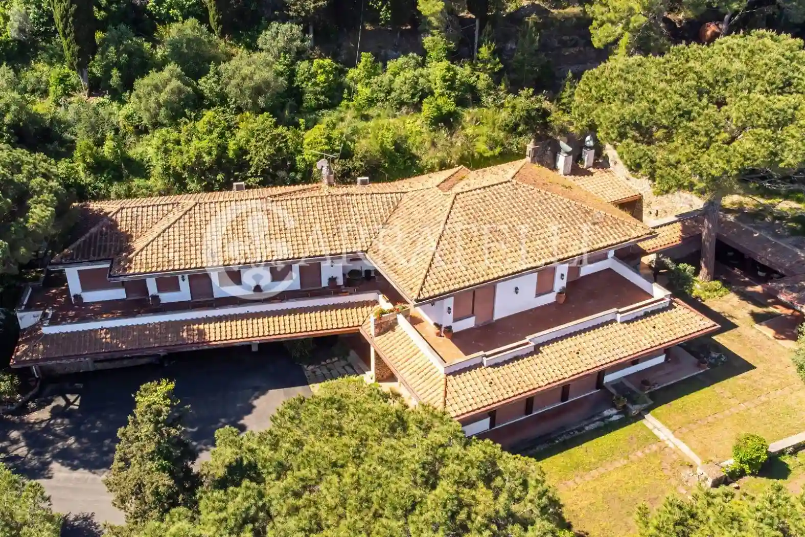Villa - foto 2