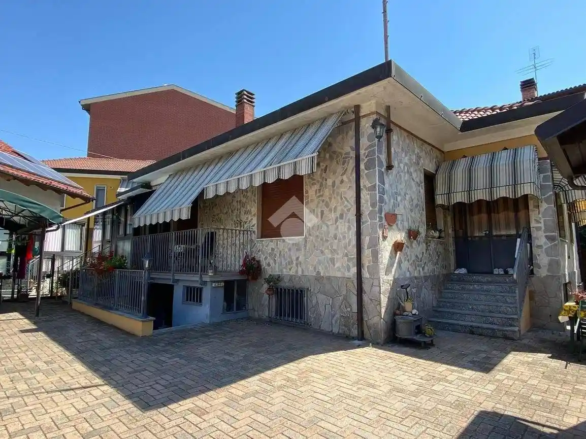 Villa in vendita a Grugliasco